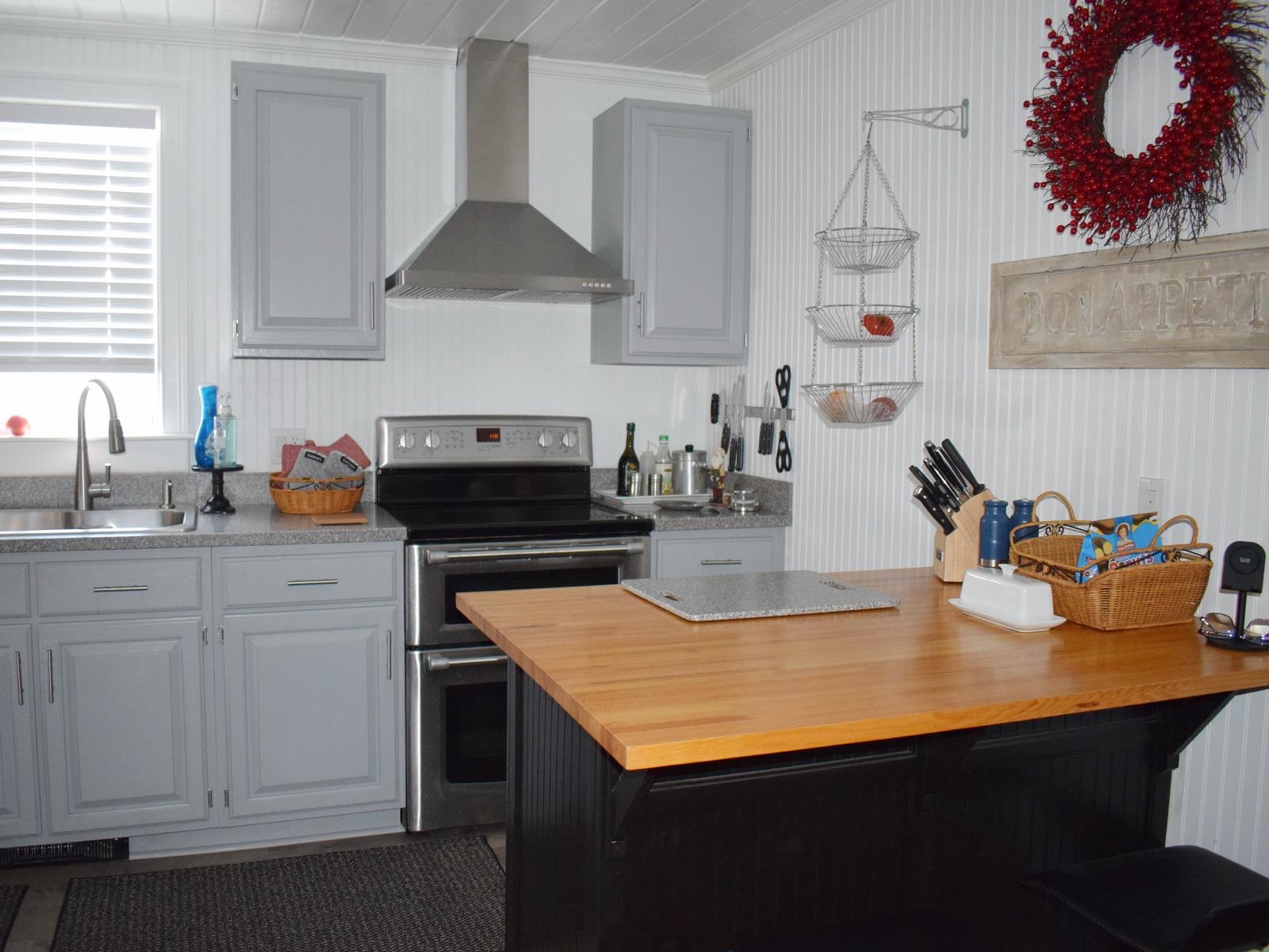 12 Grove Street Lancaster, NH 03584 - Photo 7 of 40