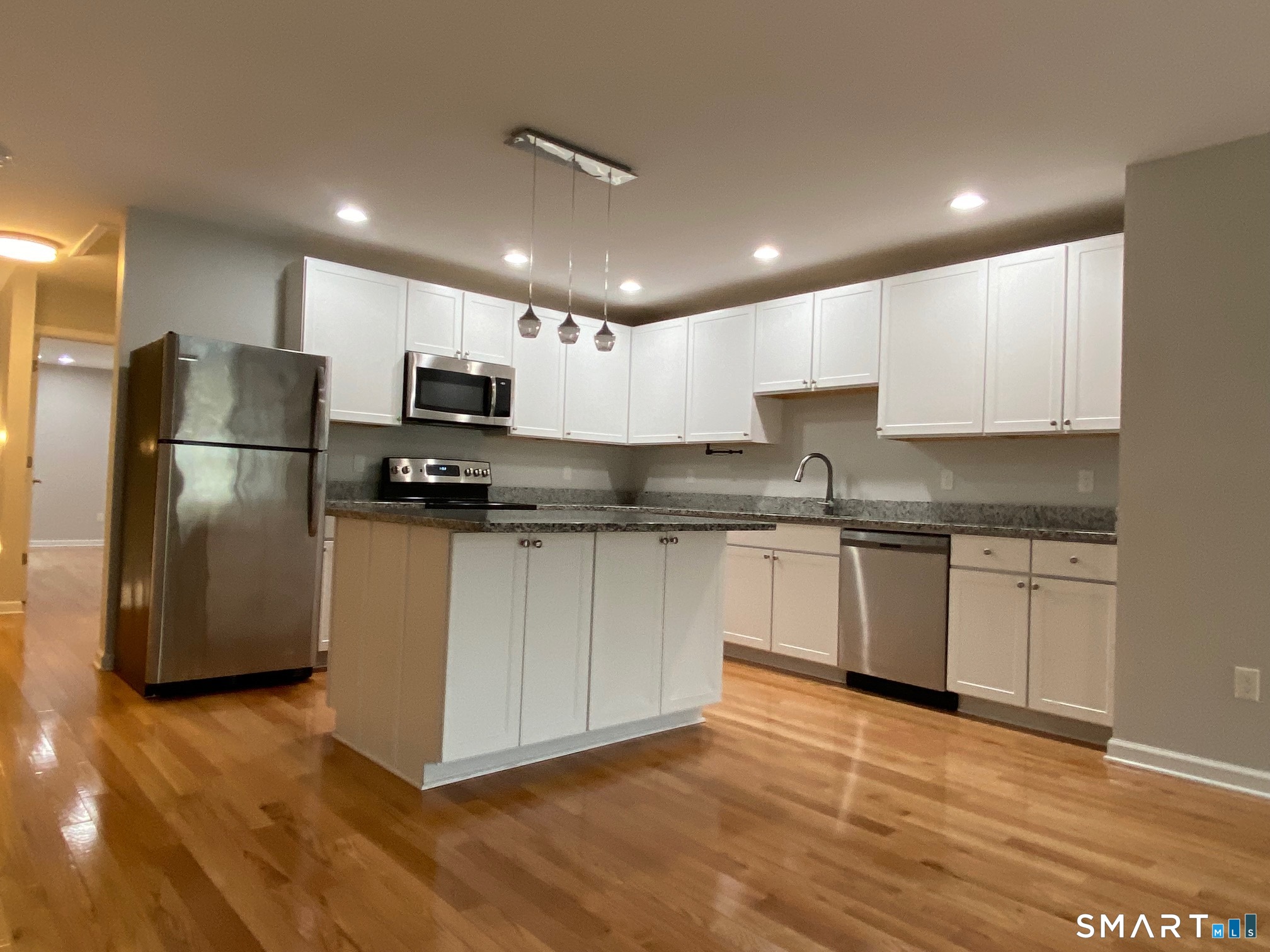 2772 Boston Post Road, Unit 9 Guilford, CT 06437 - Photo 10 of 25