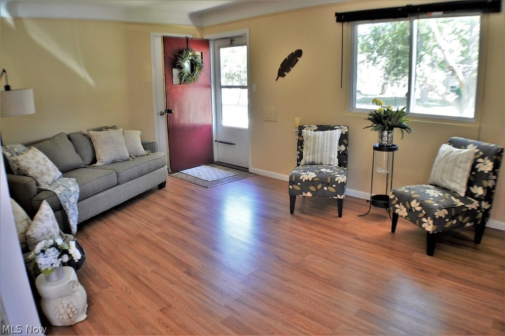 27811 Knickerbocker Road Bay Village, OH 44140 - Photo 5 of 27 Gallery Image 5