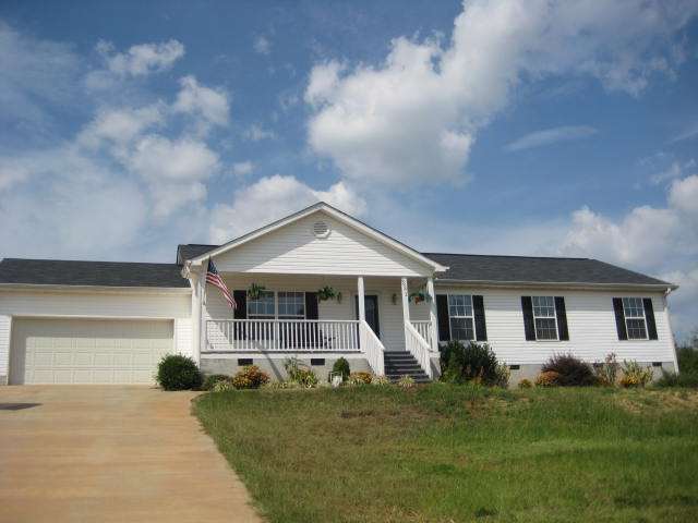 231 Hallmark Circle Easley, SC 29640 - Photo 1 of 19 Gallery Image 1
