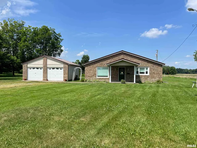 $120,000 | 1251 Highway 37, Kell, IL 62853