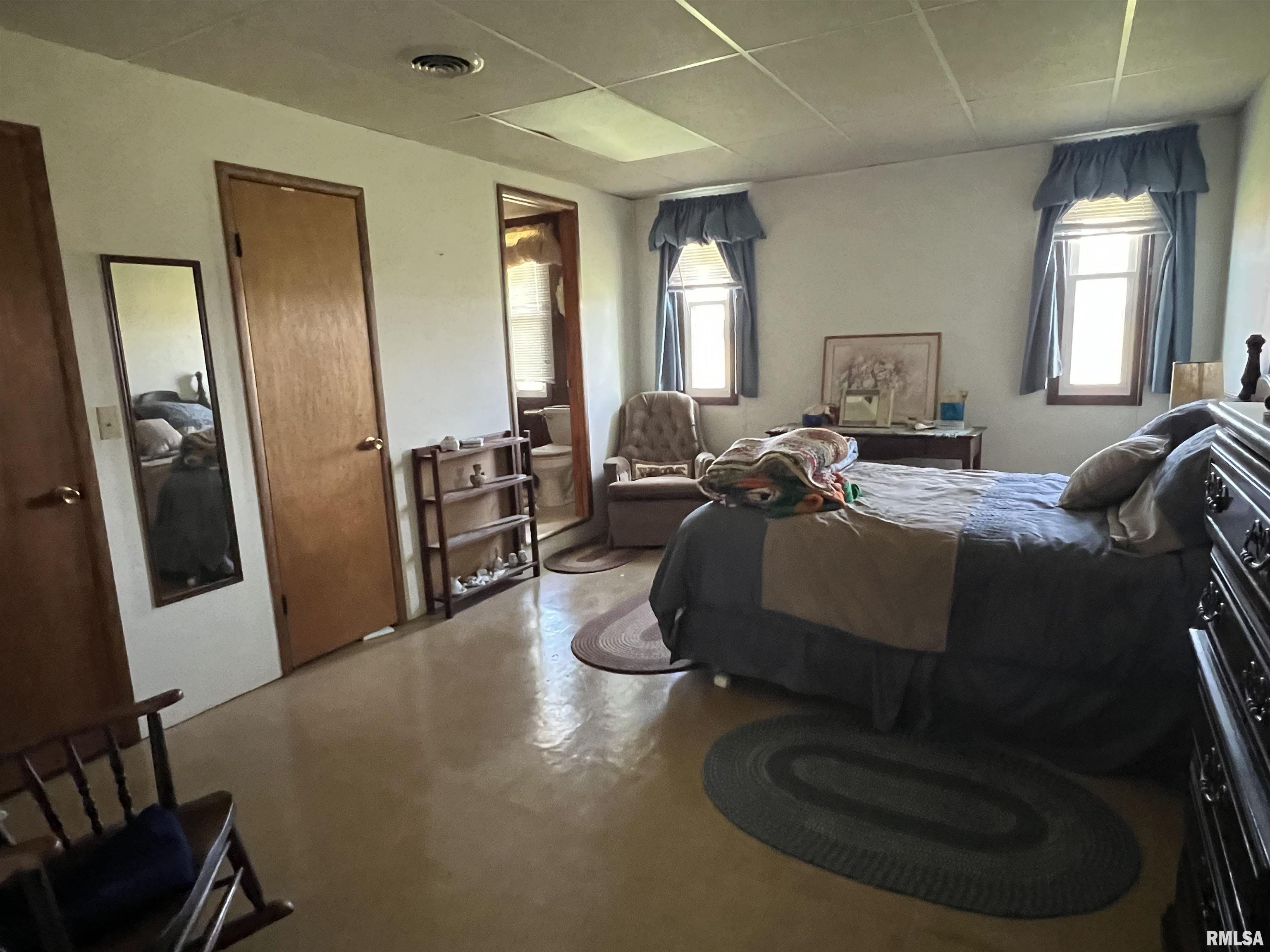 1251 Highway 37 Kell, IL 62853 - Photo 15 of 24