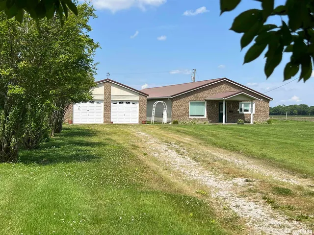 $120,000 | 1251 Highway 37, Kell, IL 62853