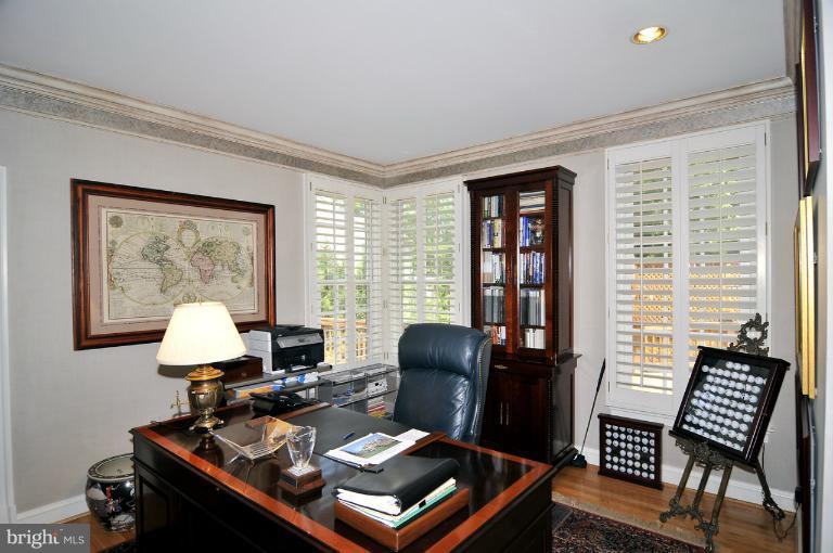895 Chinquapin Road McLean, VA 22102 - Photo 27 of 28 Interior (General)