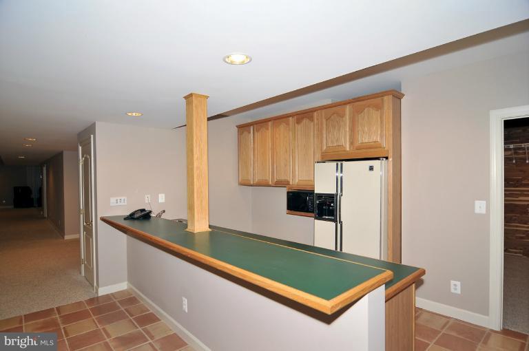 895 Chinquapin Road McLean, VA 22102 - Photo 4 of 28 Basement