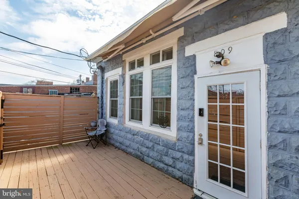 $1,600 | 809 Caroline Street, Fredericksburg, VA 22401