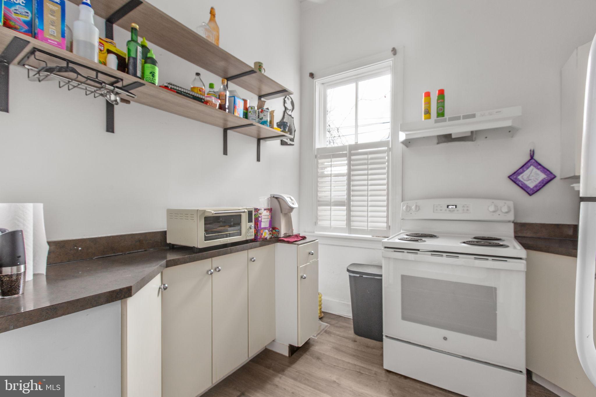809 Caroline Street Fredericksburg, VA 22401 - Photo 6 of 12 Bright and functional kitchen space.