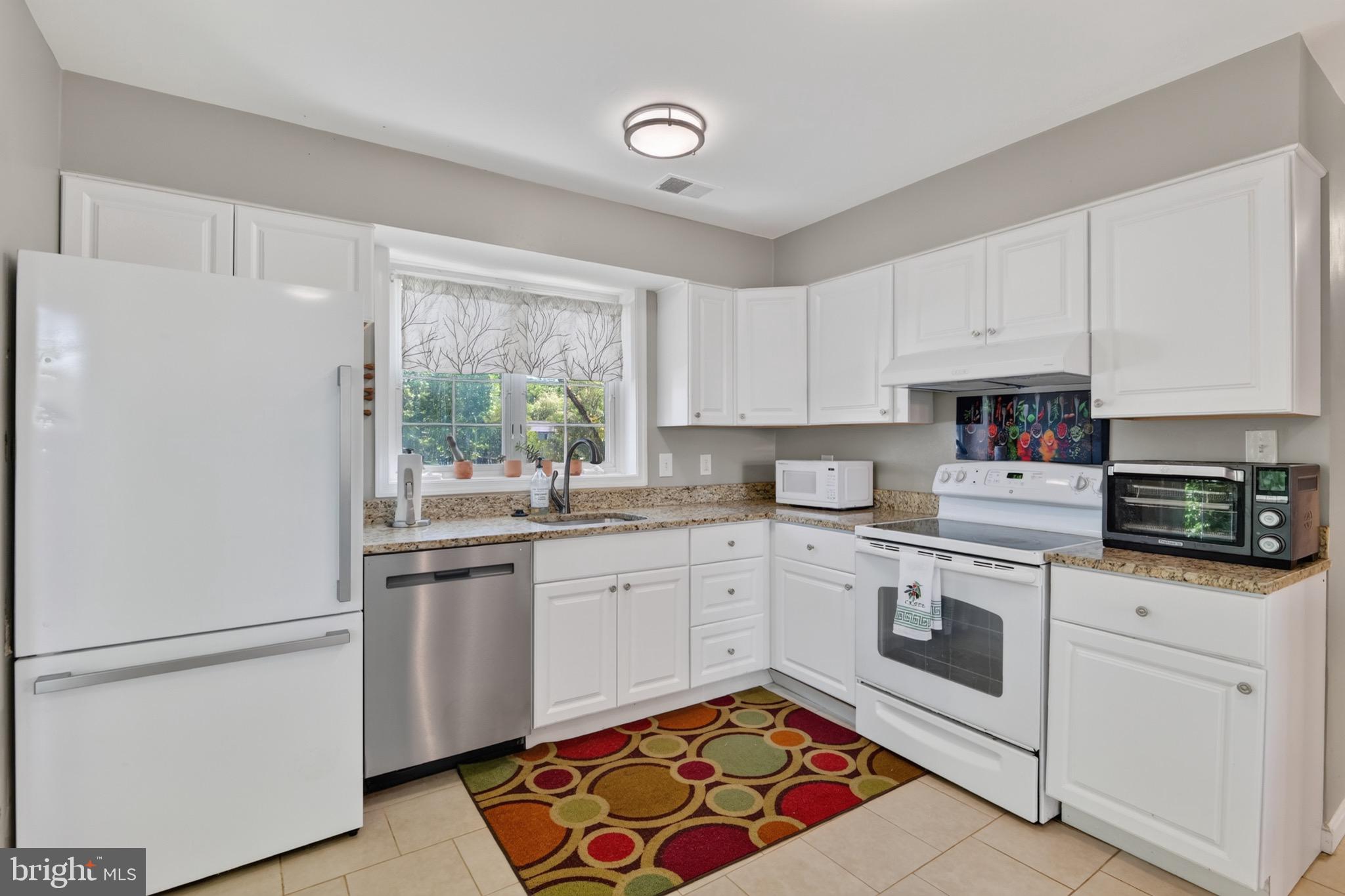 4525 Flintstone Road Alexandria, VA 22306 - Photo 12 of 40