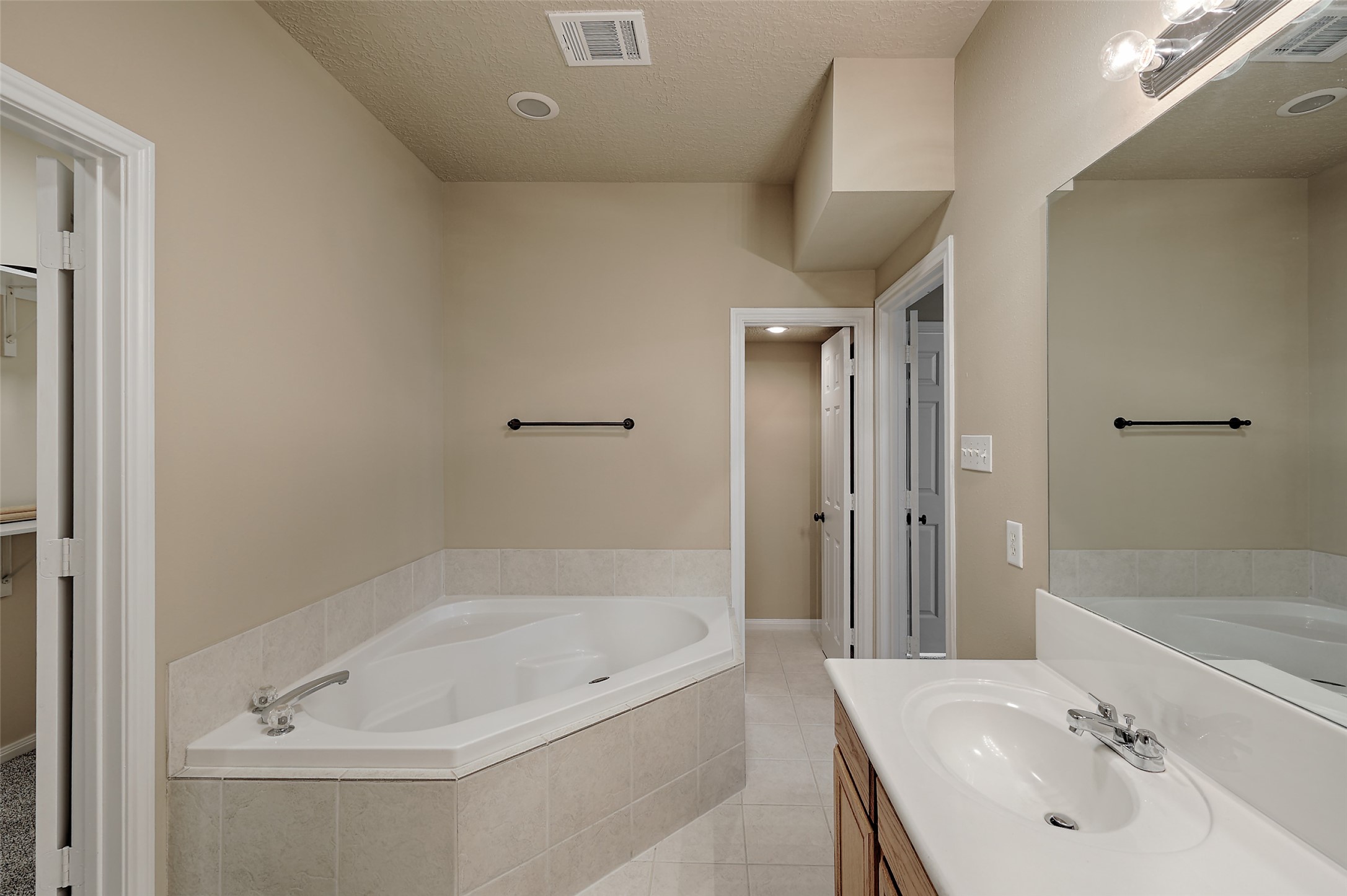 1815 Tickner Street Conroe, TX 77301 - Photo 20 of 36