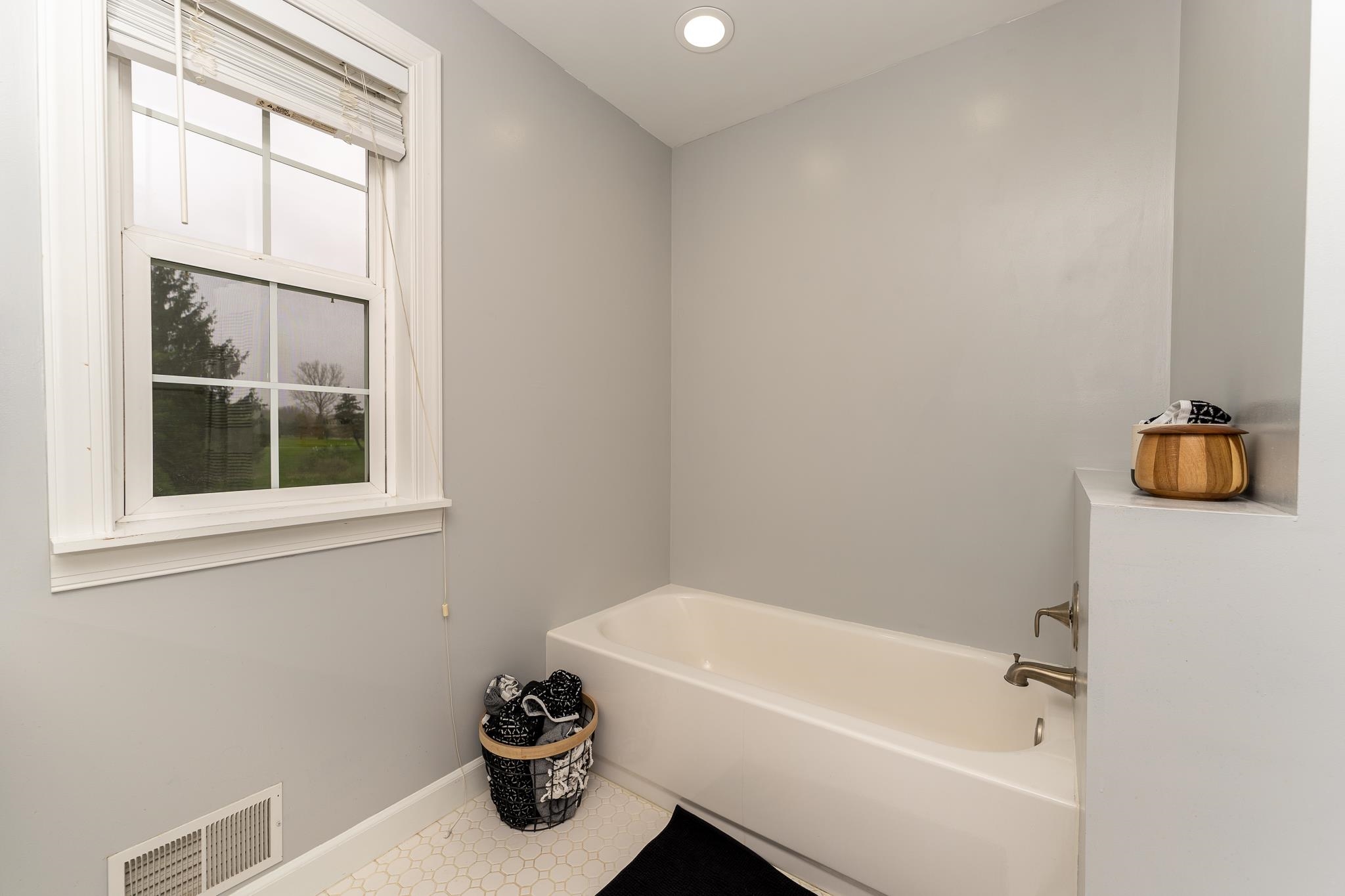 4524 East Millbrook Road Mount Pleasant, MI 48858 - Photo 19 of 31