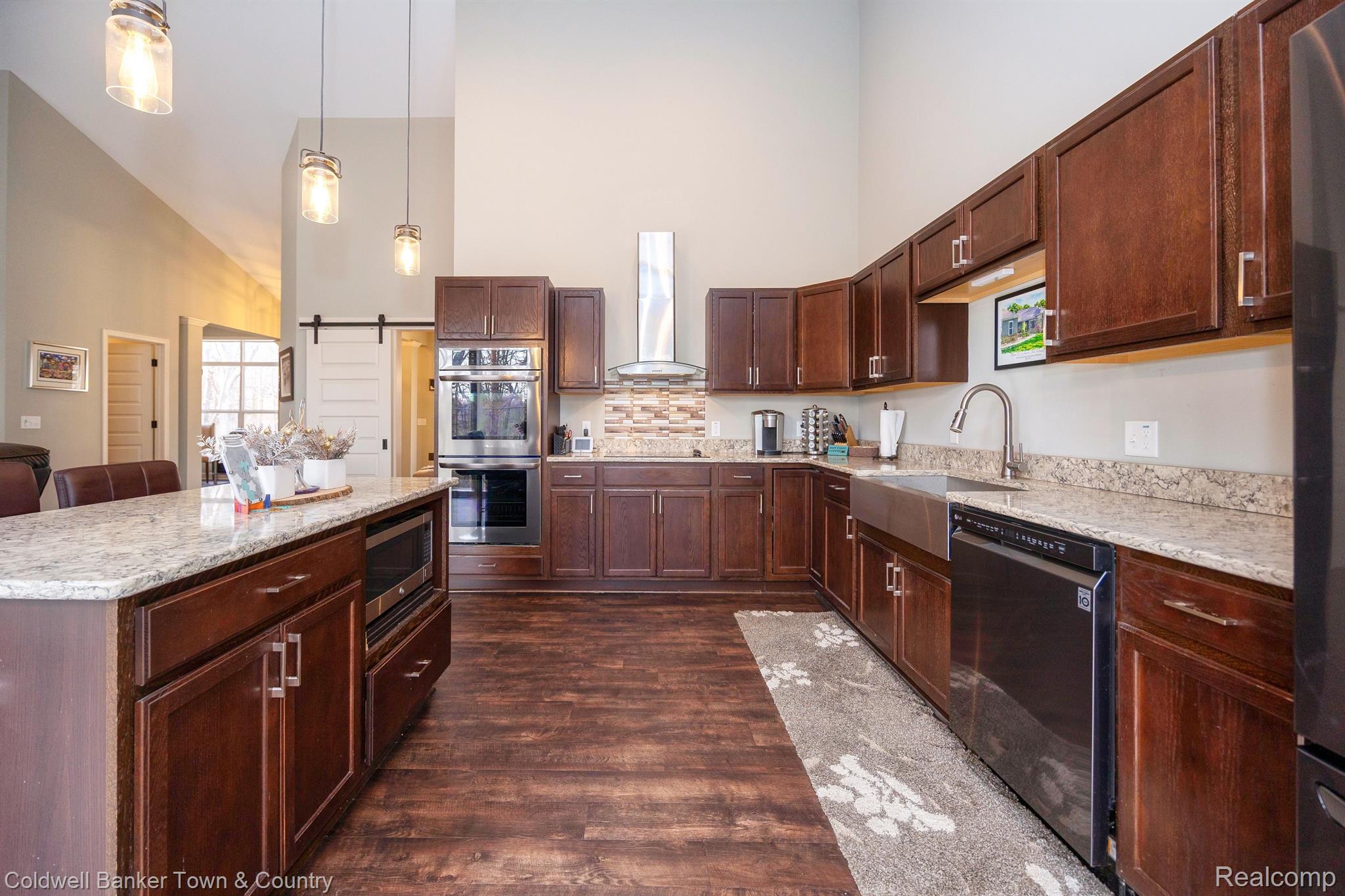 3841 Middle Road Highland, MI 48357 - Photo 12 of 40 Gallery Image 12