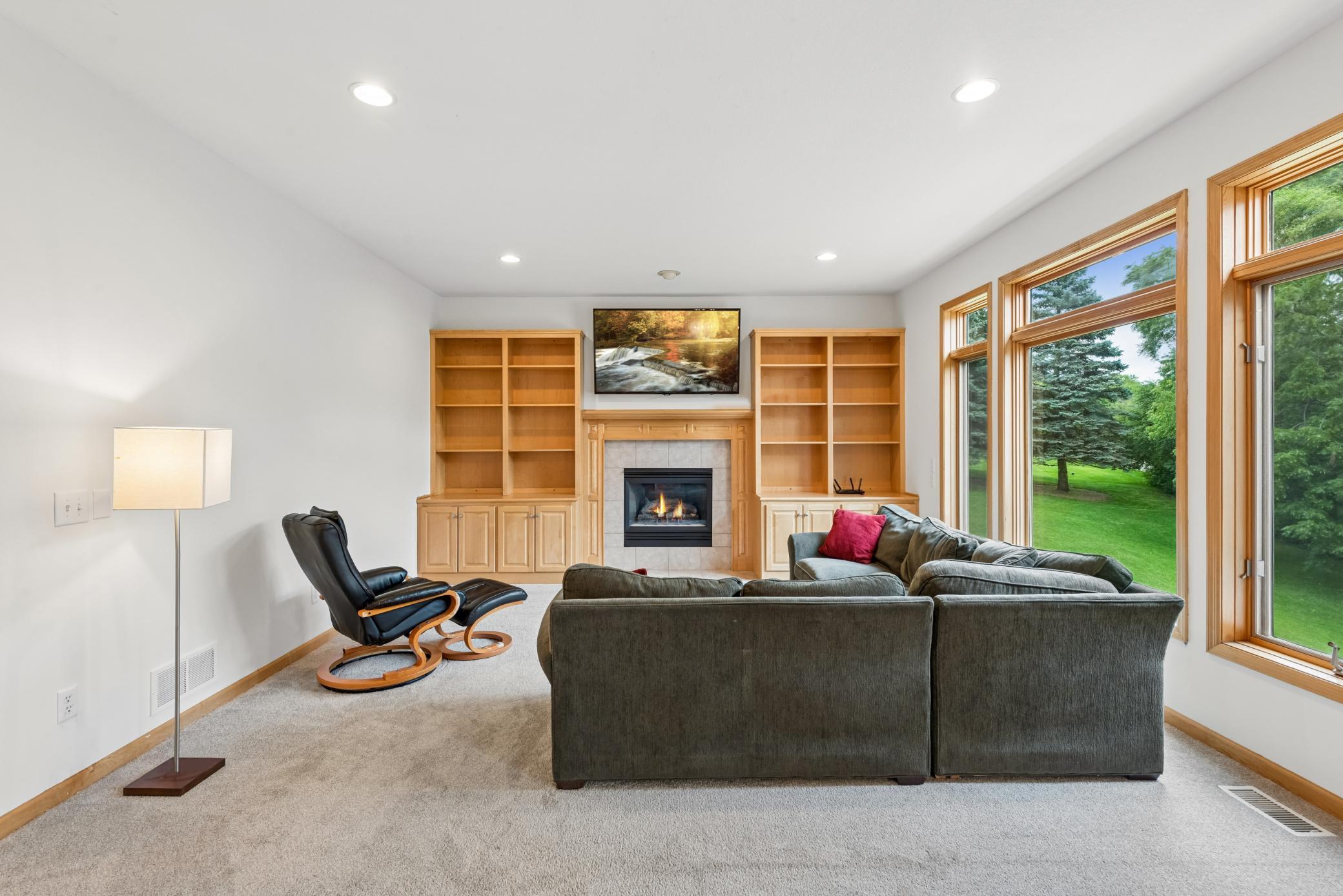 9257 Shetland Road Eden Prairie, MN 55347 - Photo 15 of 46