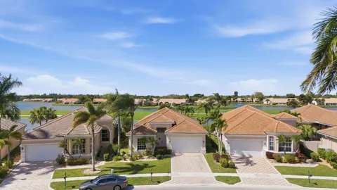 $625,000 | 7003 Fairway Lakes Drive, Boynton Beach, FL 33472