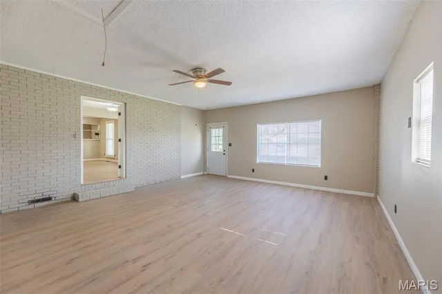 $139,900 | 1040 North Riverview Drive, Poplar Bluff, MO 63901