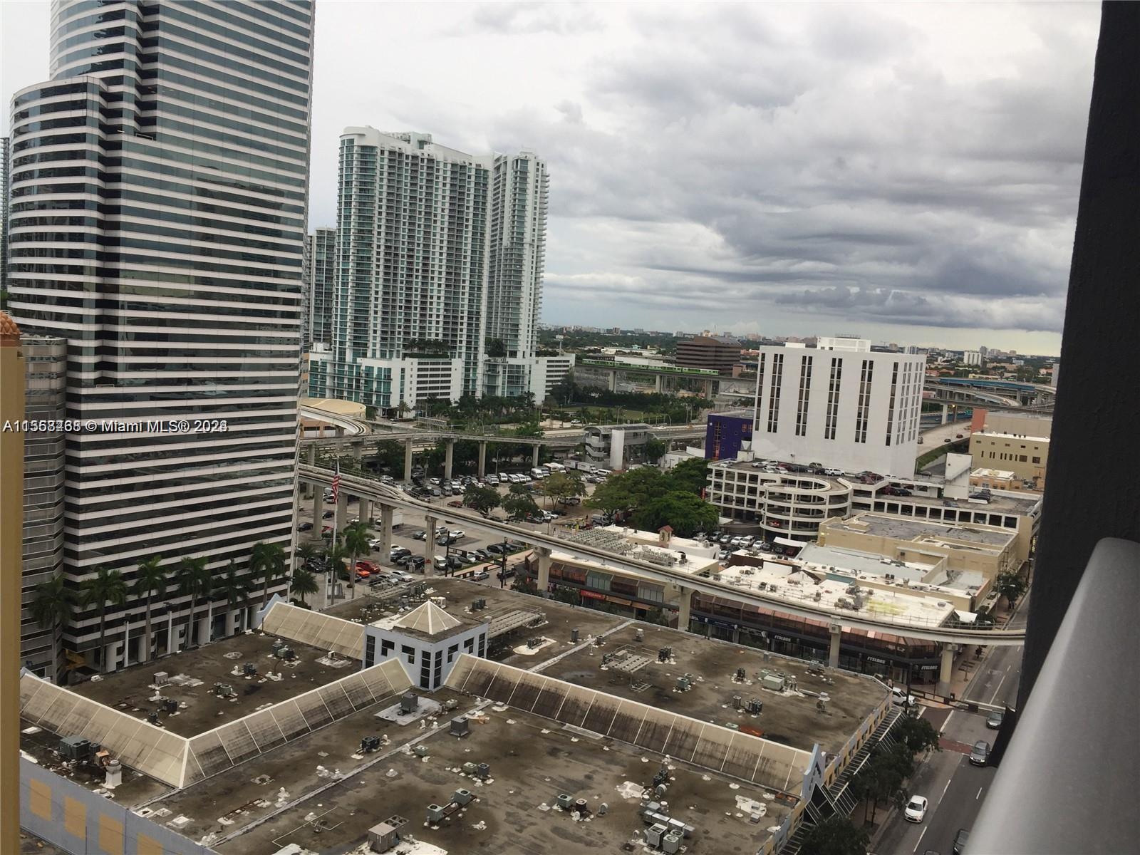 151 Southeast 1st Street, Unit 1505 Miami, FL 33131 - Photo 19 of 23 a city view