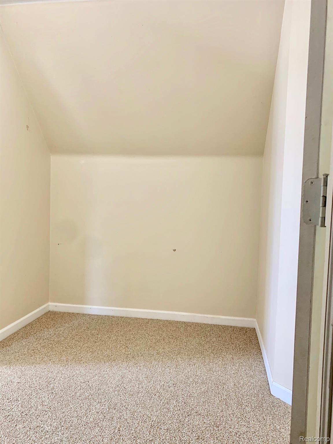 14114 Torrey Road Fenton, MI 48430 - Photo 68 of 82 BR3-1.jpeg