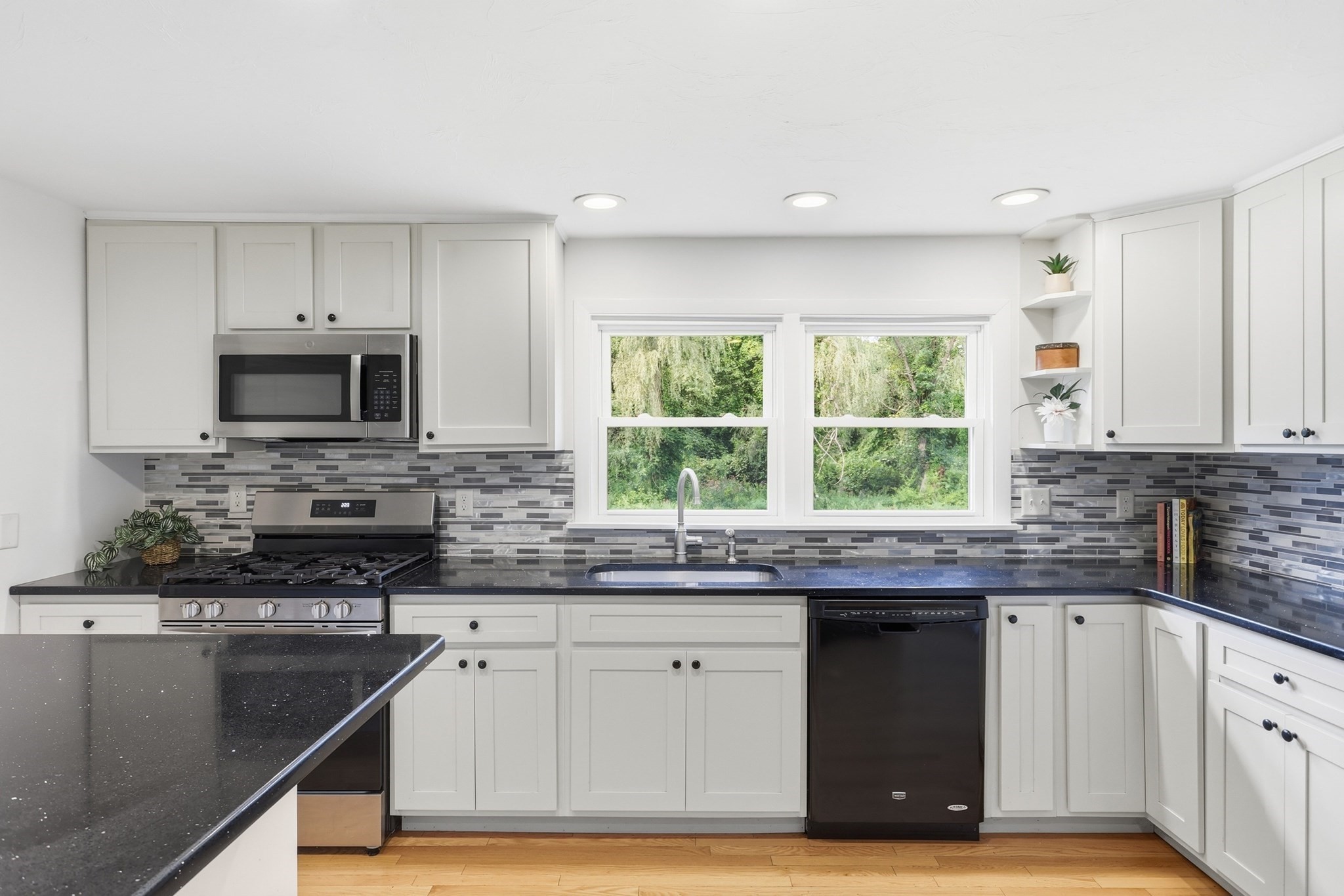 501 Newtown Road Littleton, MA 01460 - Photo 16 of 40 Gallery Image 16