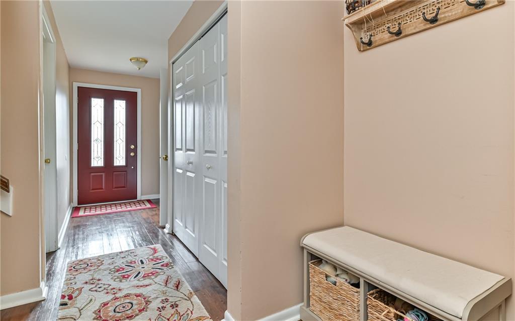 1237 Regency Drive Pittsburgh, PA 15237 - Photo 2 of 25