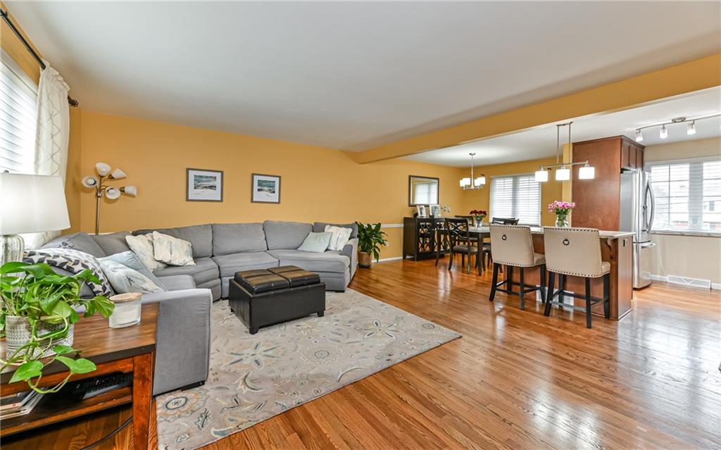 1237 Regency Drive Pittsburgh, PA 15237 - Photo 7 of 25