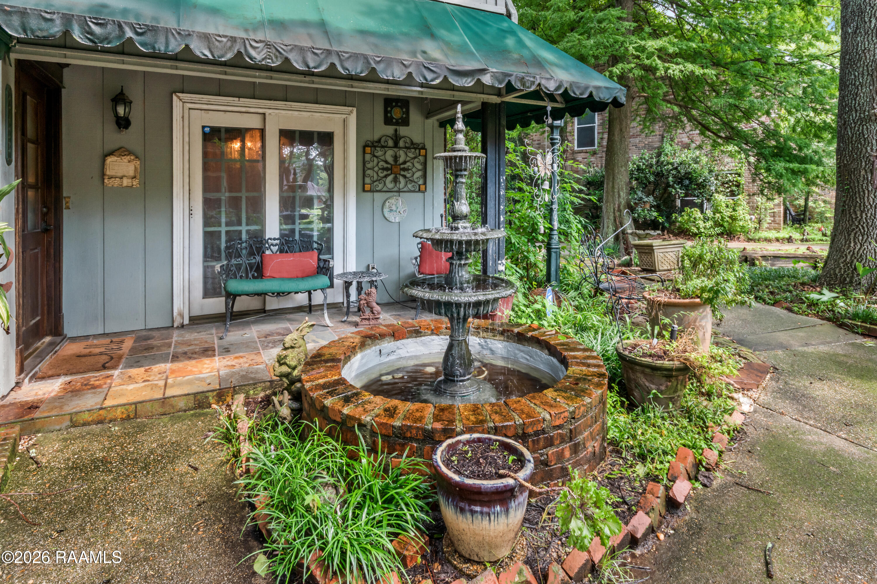2423 Aubin Lane Baton Rouge, LA 70816 - Photo 1 of 28 DSC_0122