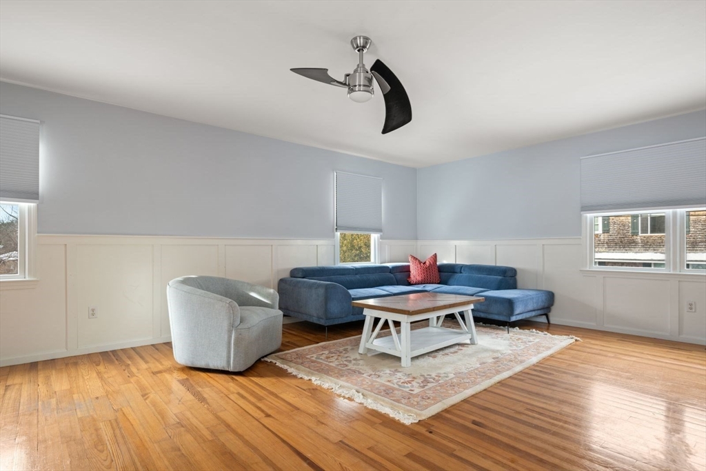 17 Butler Avenue Manchester, MA 01944 - Photo 13 of 27