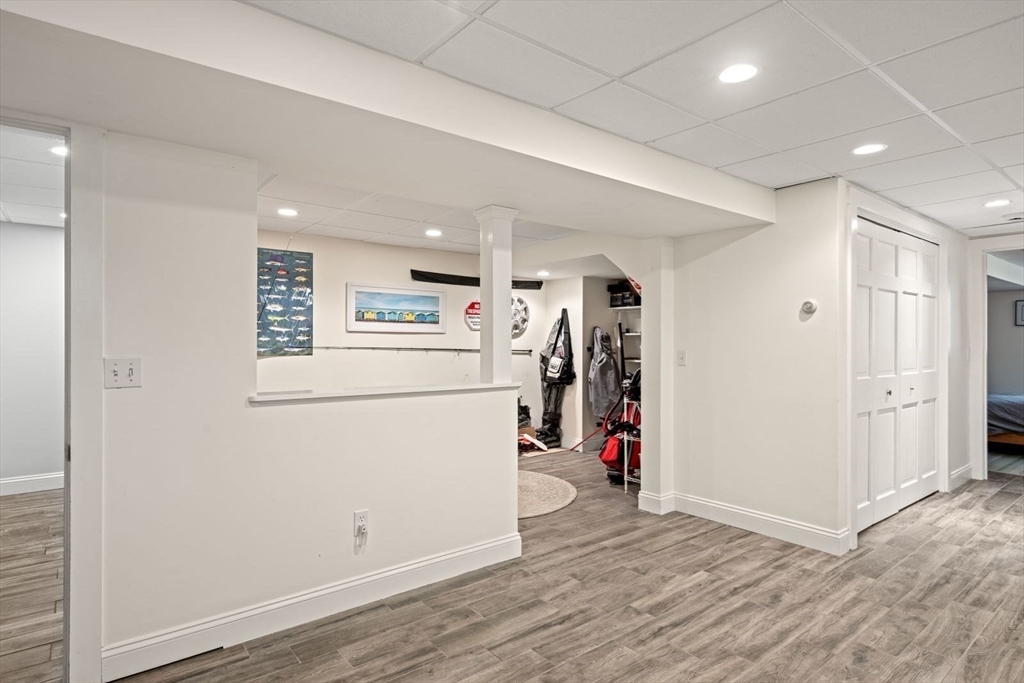 17 Butler Avenue Manchester, MA 01944 - Photo 23 of 27