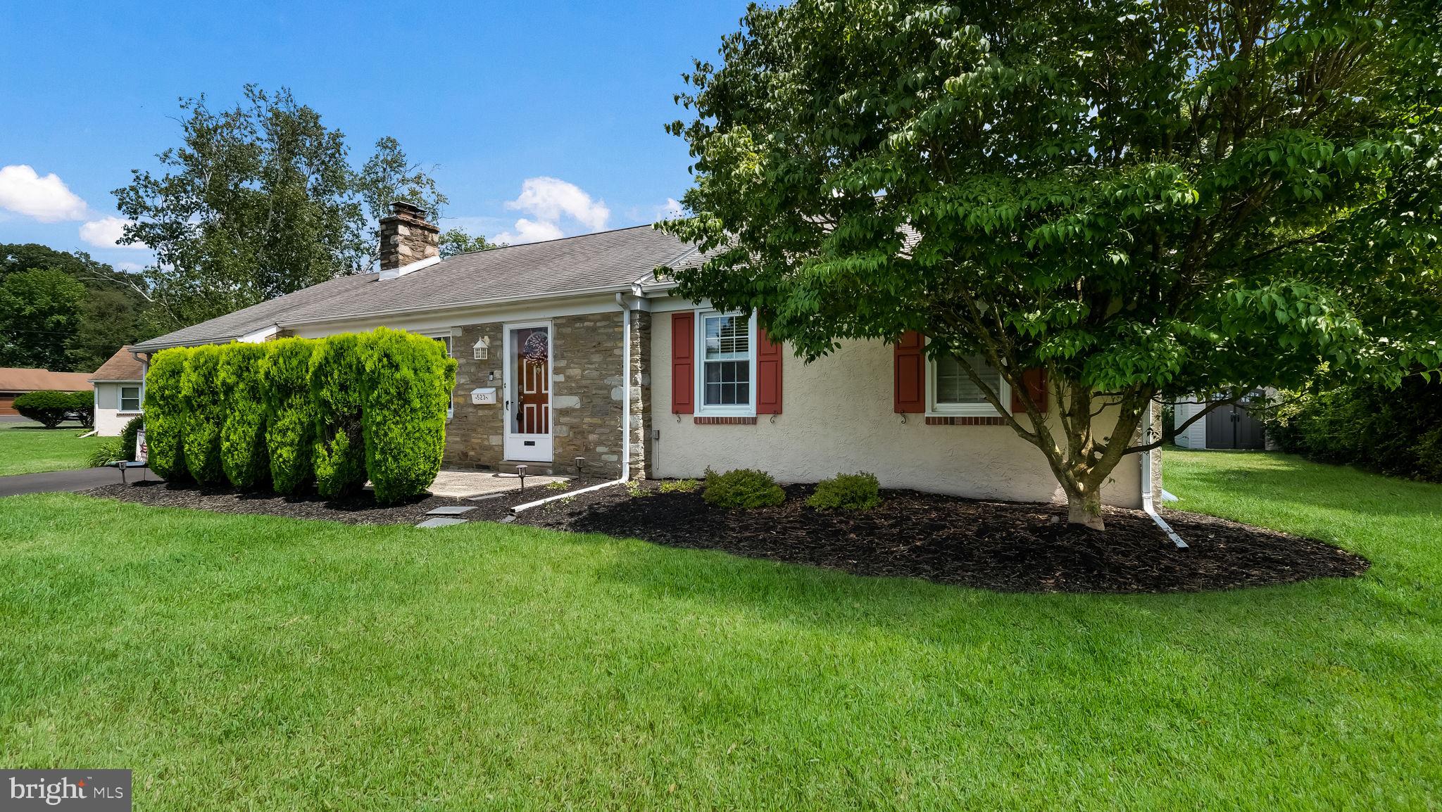 523 Rick Road Southampton, PA 18966 - Photo 2 of 40 Gallery Image 2
