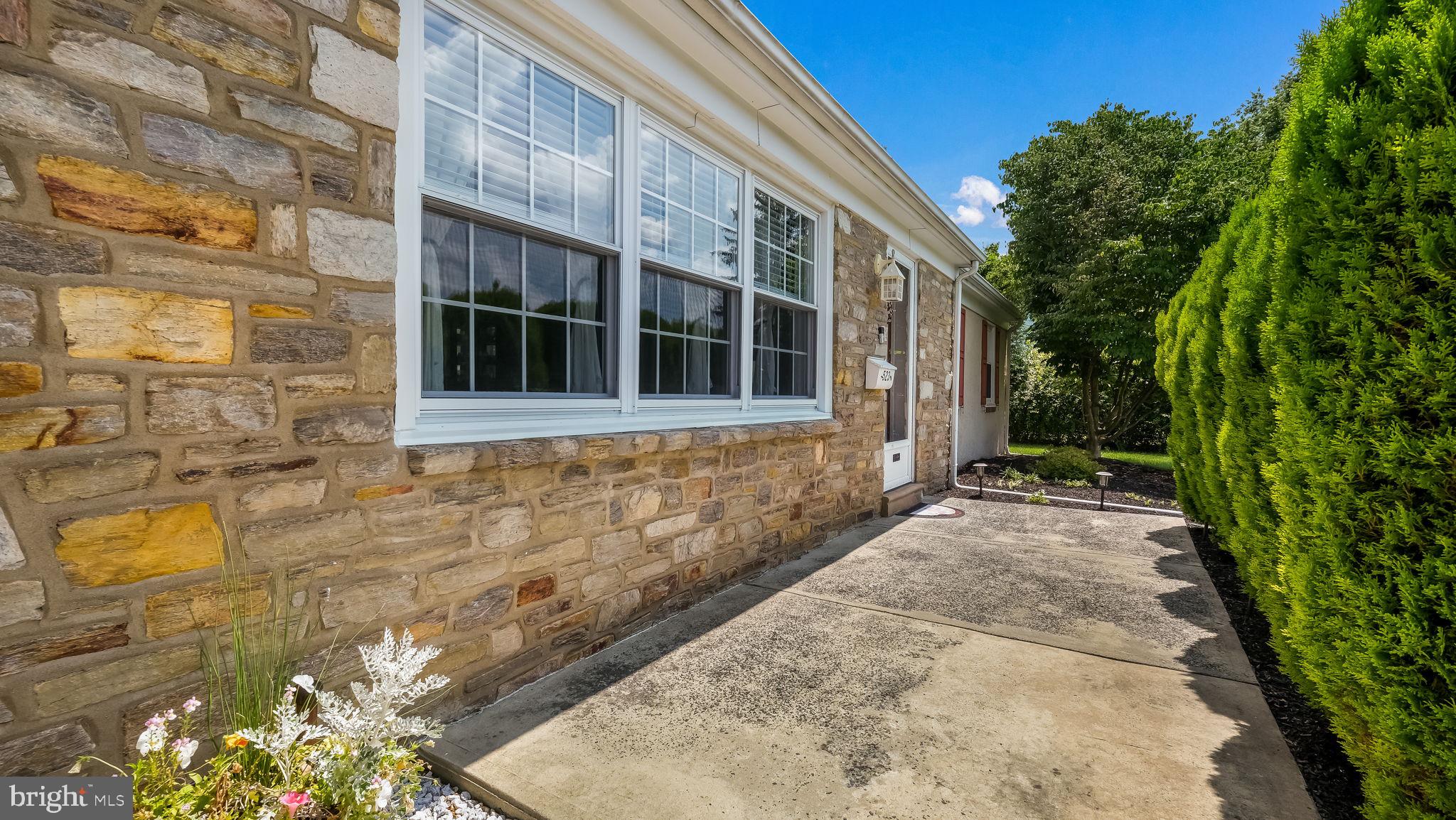 523 Rick Road Southampton, PA 18966 - Photo 4 of 40 Gallery Image 4