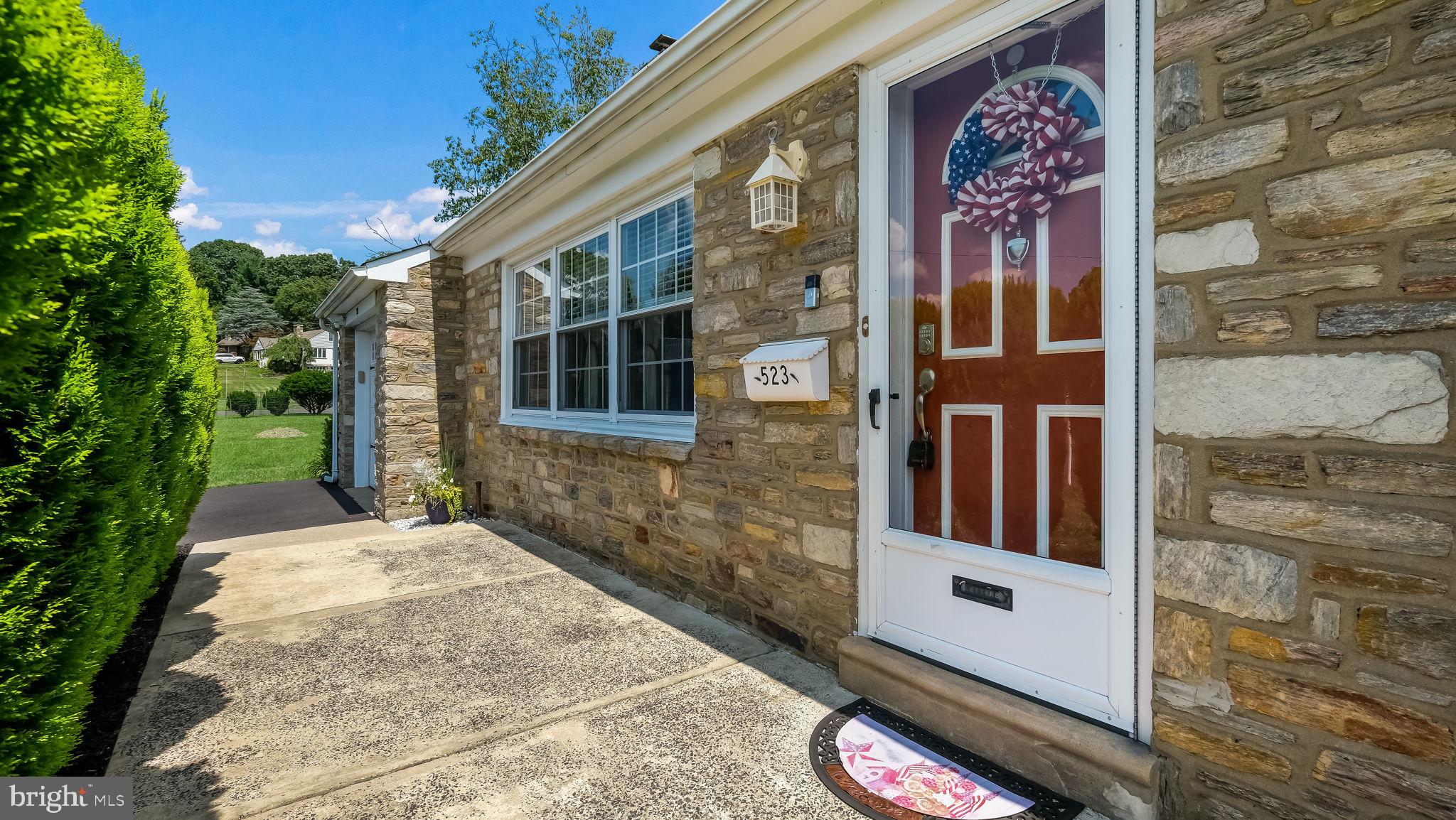 523 Rick Road Southampton, PA 18966 - Photo 5 of 40 Gallery Image 5