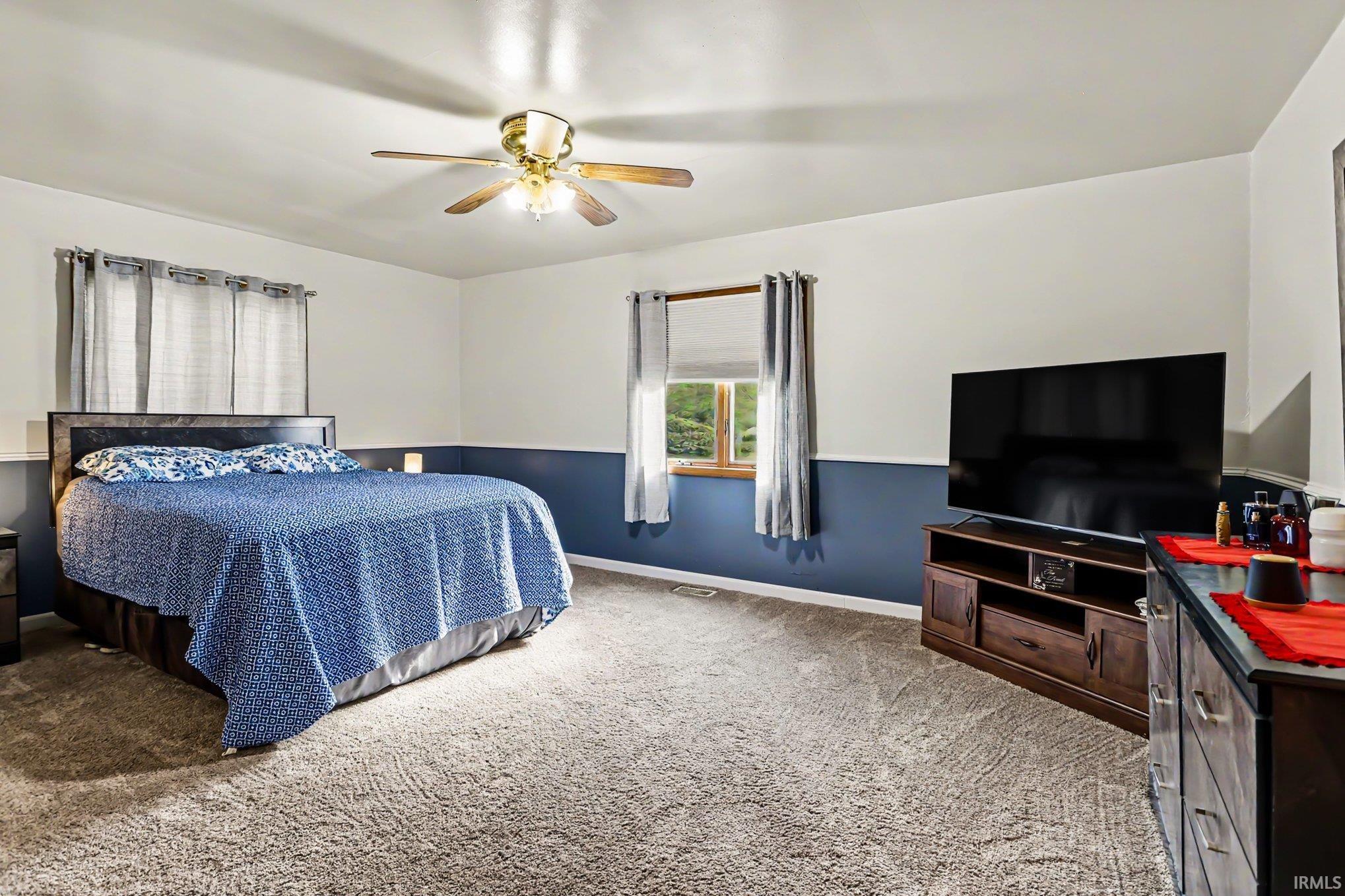 51837 Mayflower Road South Bend, IN 46628 - Photo 4 of 36