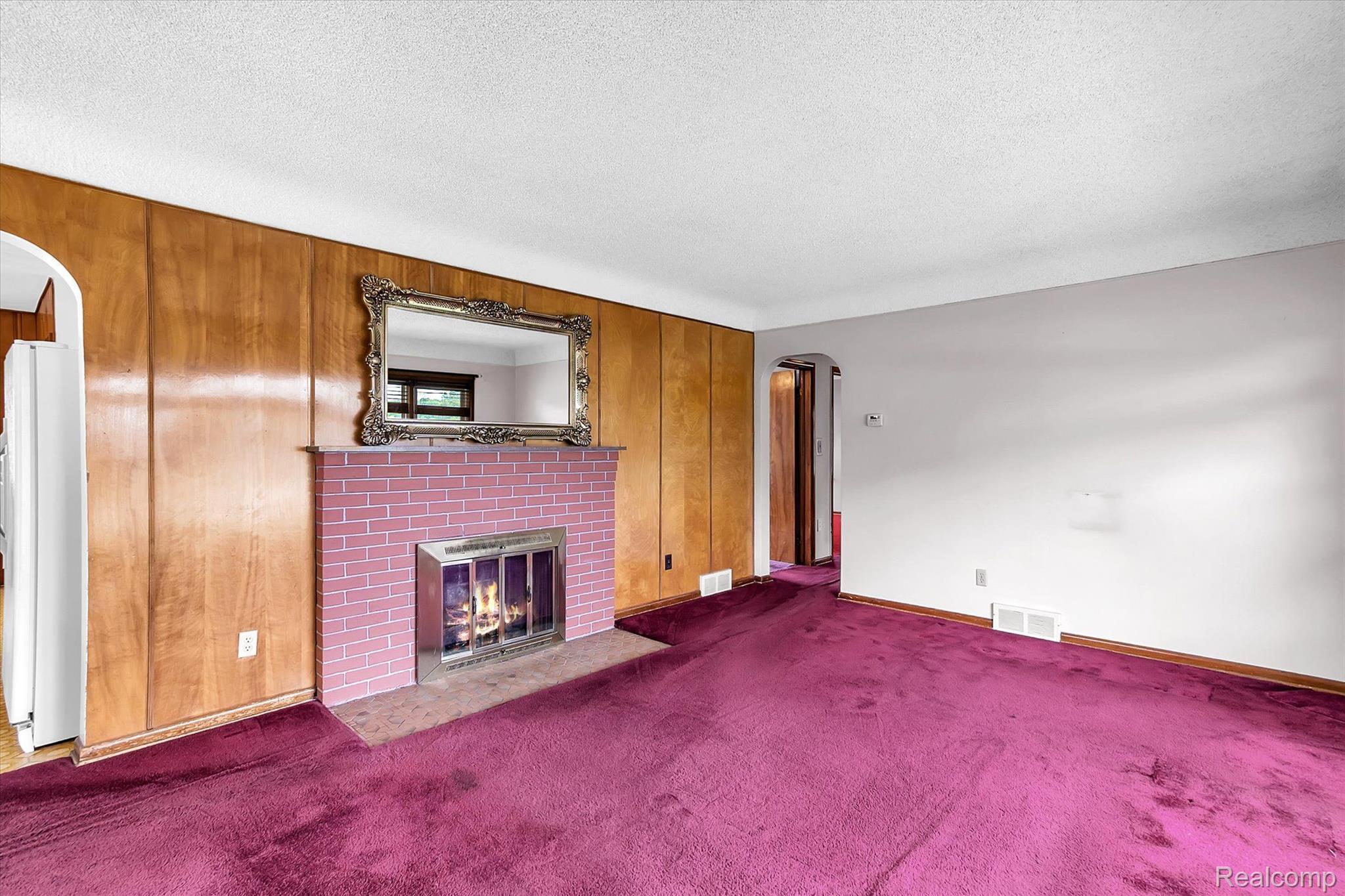 22955 Northline Road Taylor, MI 48180 - Photo 14 of 38 FIREPLACE/LIVING ROOM