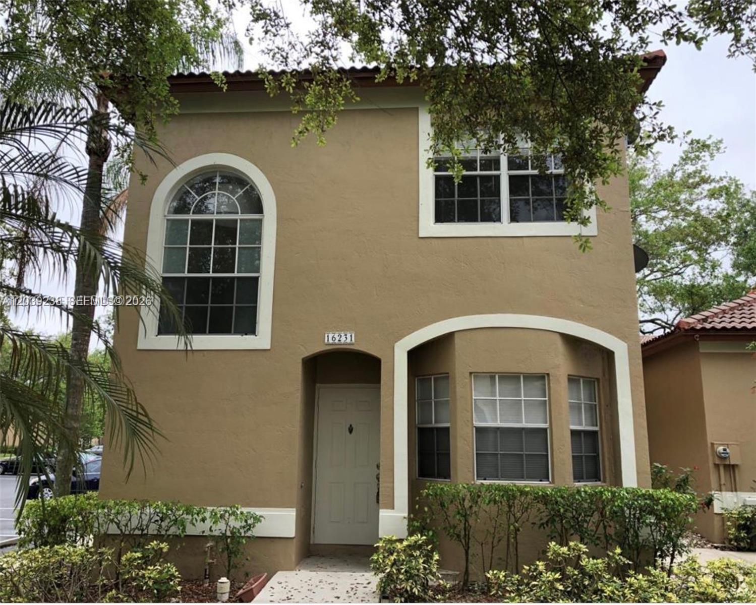 16231 Emerald Cove Road Weston, FL 33331 - Photo 1 of 26
