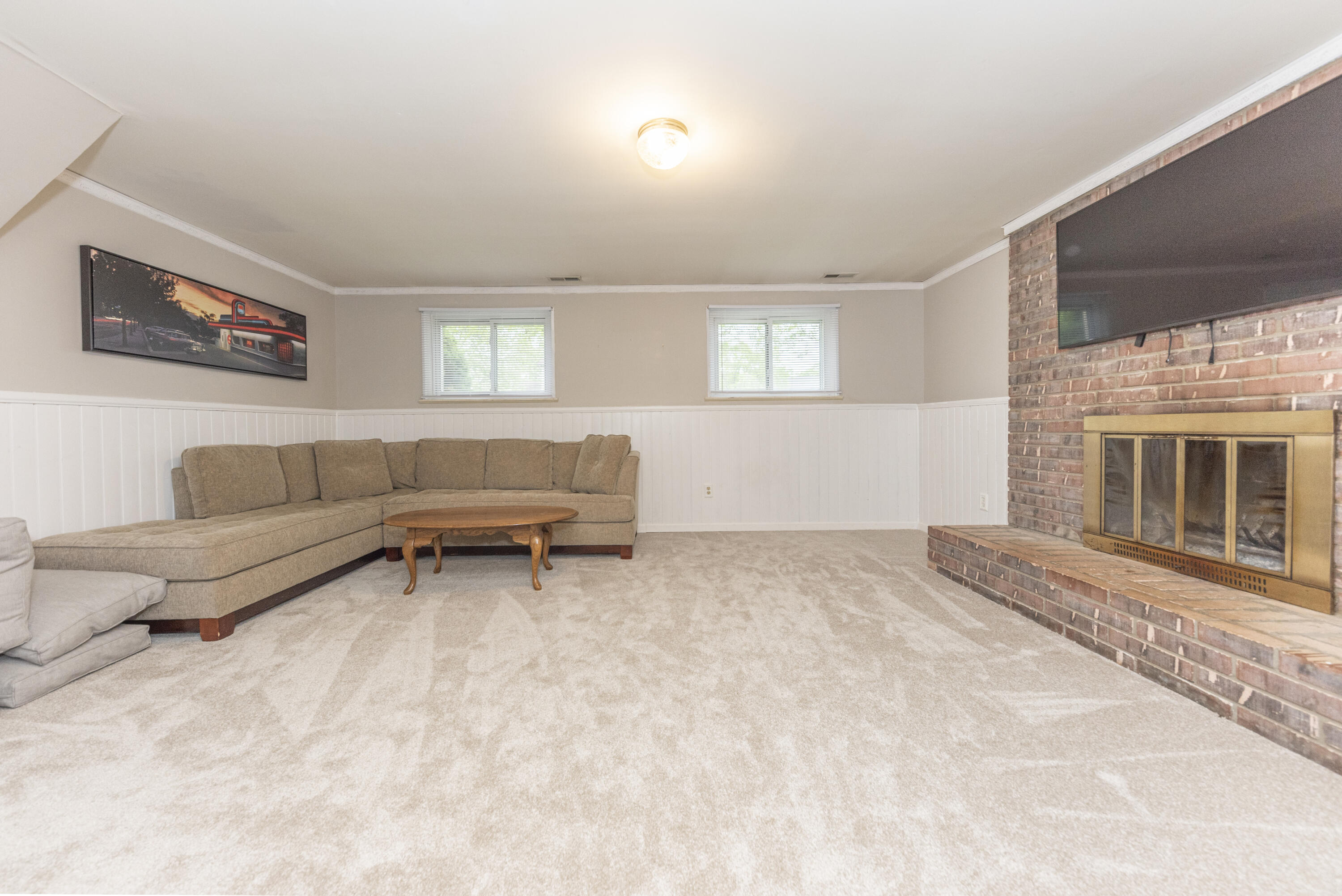 204 Meadowlake Road Canton, MI 48188 - Photo 32 of 44 MLS27_FamilyRoom_LowerLevel