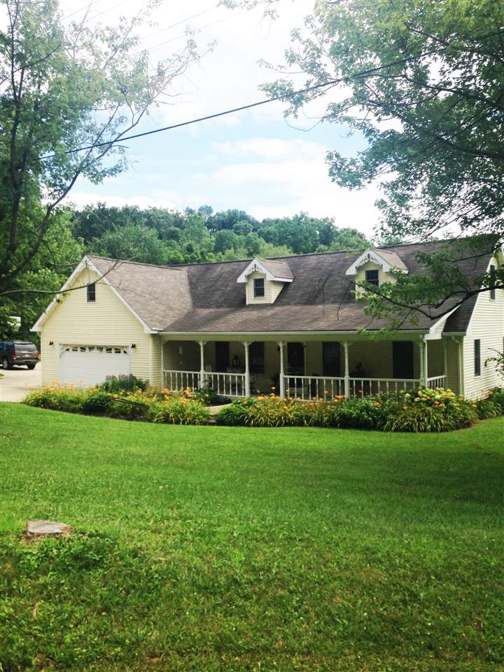 5236 East St Road Bloomfield, IN 47424 - Photo 1 of 10 Gallery Image 1