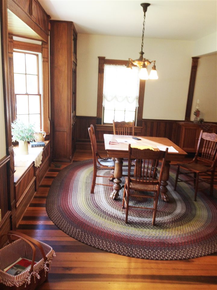 5236 East St Road Bloomfield, IN 47424 - Photo 5 of 10 Gallery Image 5
