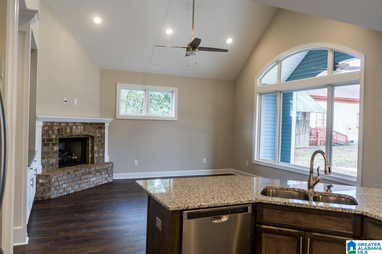 504 9th Street Clanton, AL 35045 - Photo 13 of 33