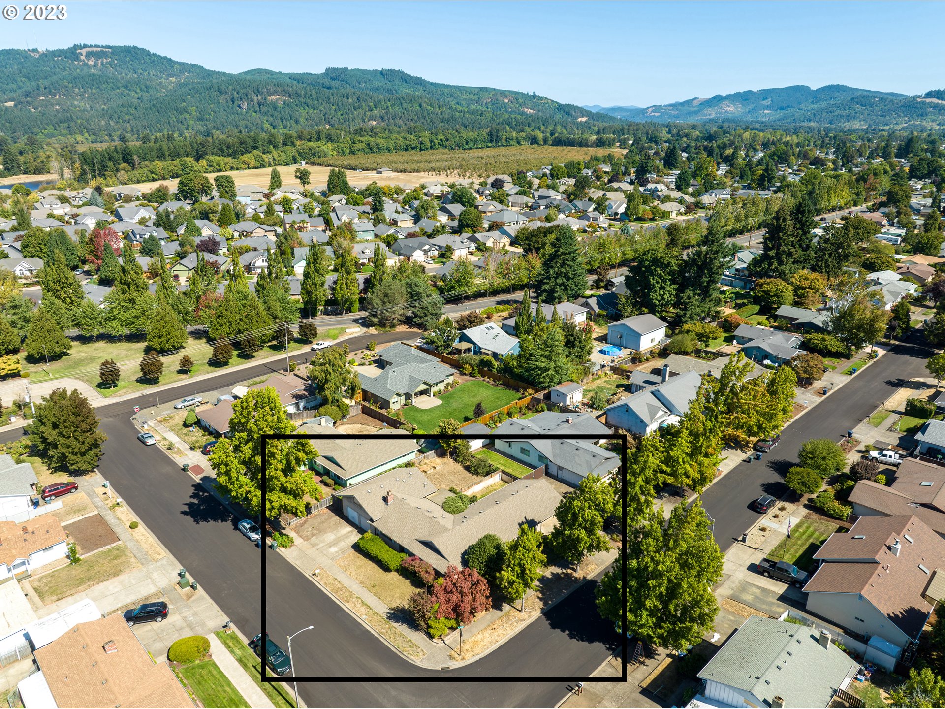 806 V Street Springfield, OR 97477 - Photo 10 of 14 an aerial view of residential house with outdoor space