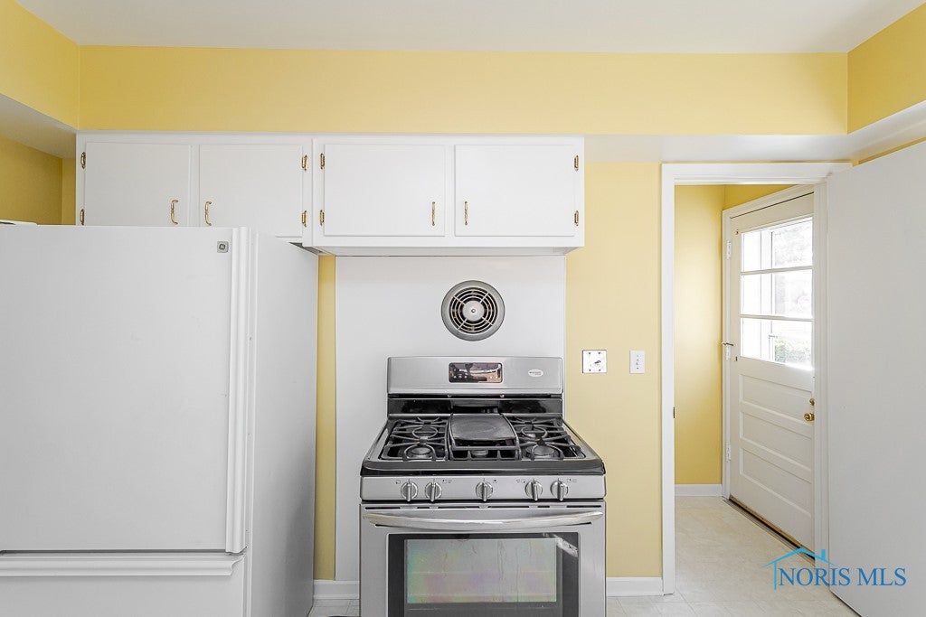4101 Elmhurst Road Toledo, OH 43613 - Photo 8 of 42 Gallery Image 8