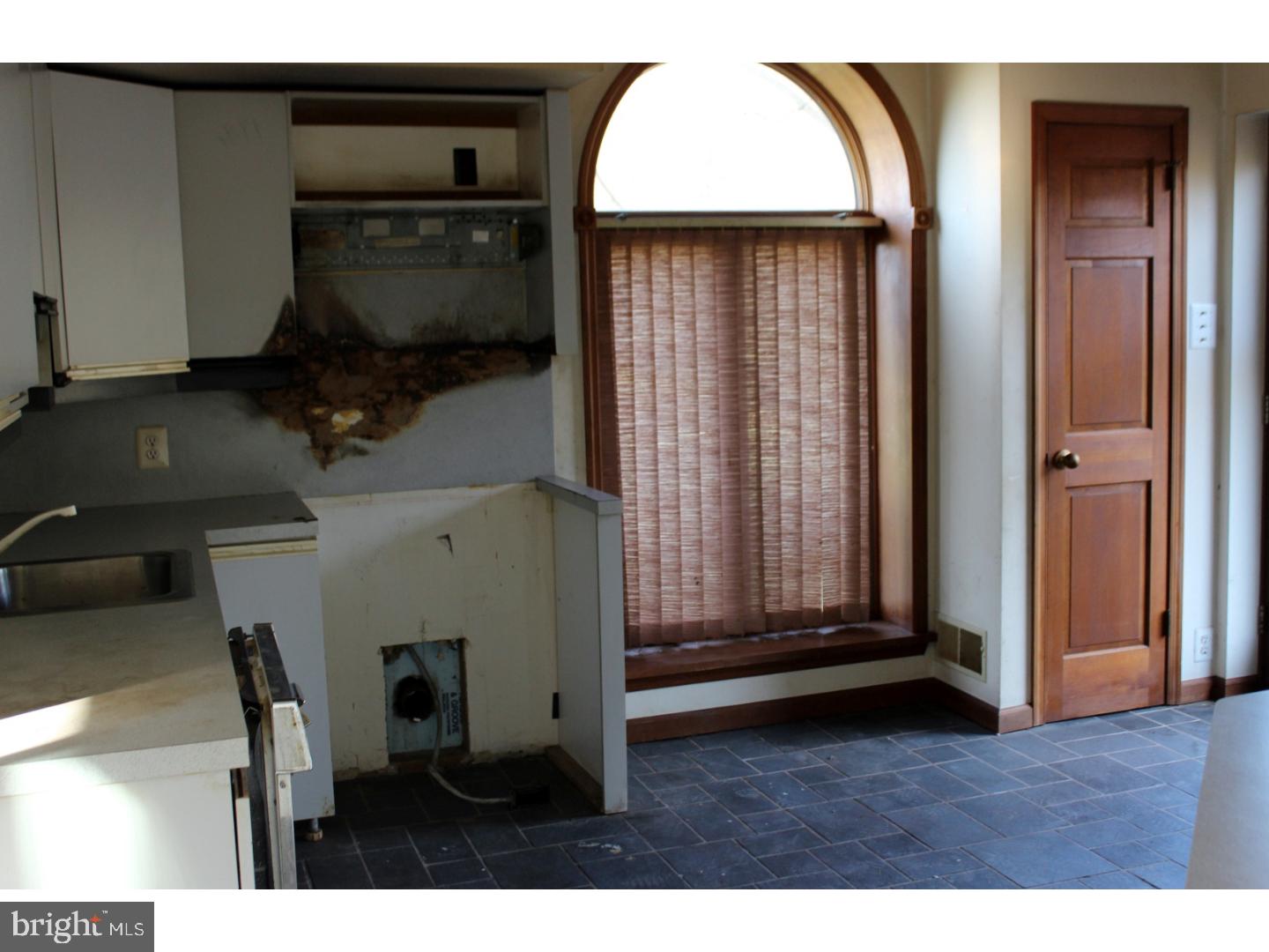 430 Store Road Harleysville, PA 19438 - Photo 10 of 22 Kitchen
