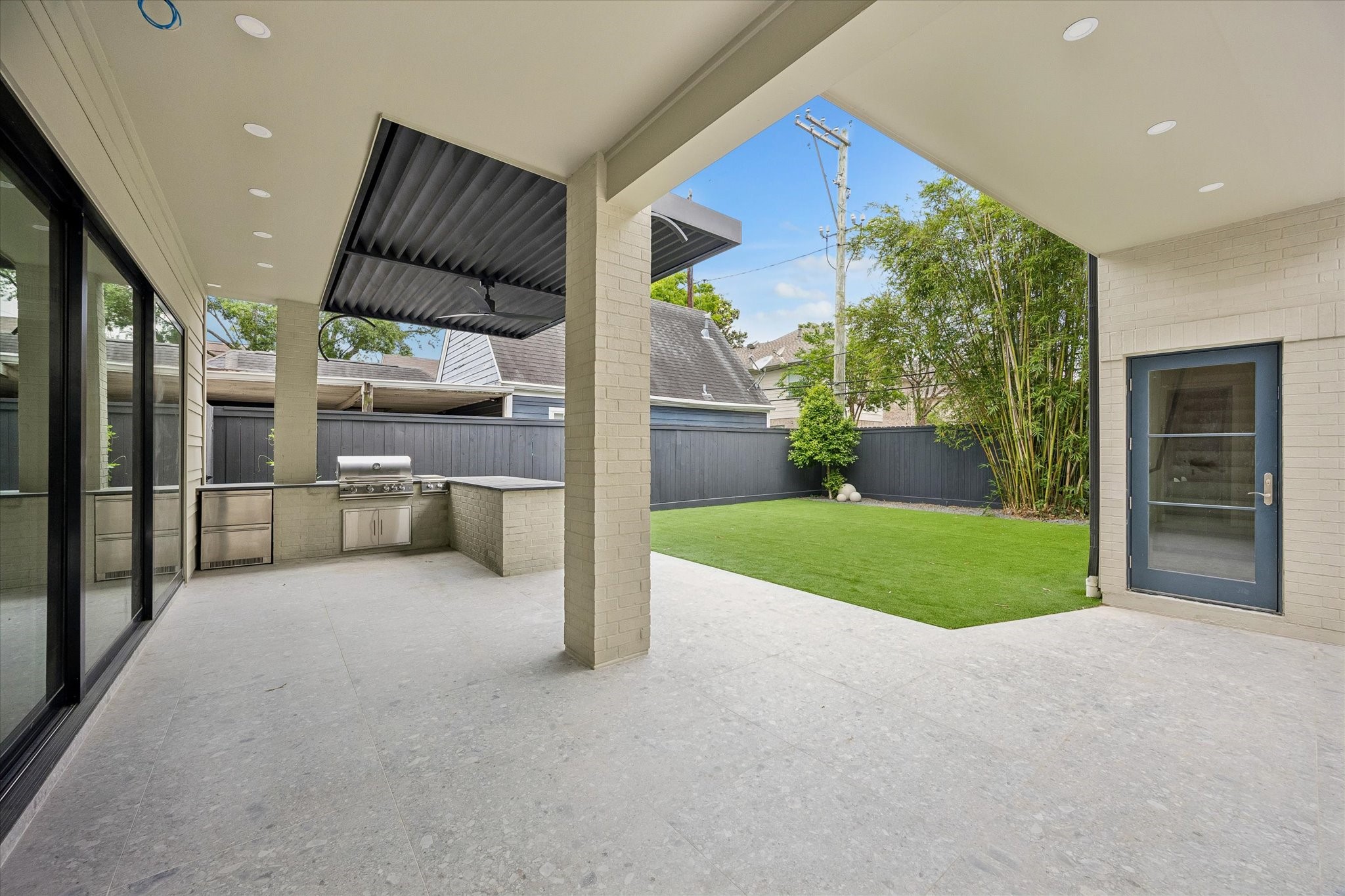 2320 North Boulevard Houston, TX 77098 - Photo 36 of 43