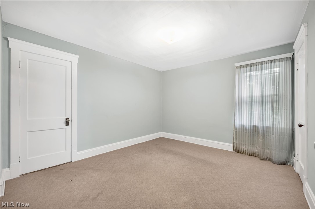 15256 Triskett Road Cleveland, OH 44111 - Photo 21 of 31 Gallery Image 21