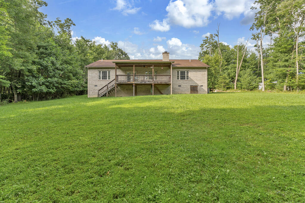 1427 Maxwell Hill Road Beckley, WV 25801 - Photo 7 of 40 Gallery Image 7