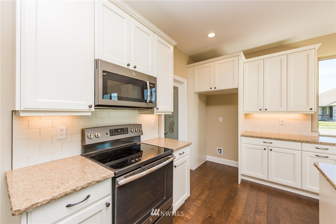 111 Royal Loop Sequim, WA 98382 - Photo 12 of 25 Gallery Image 12