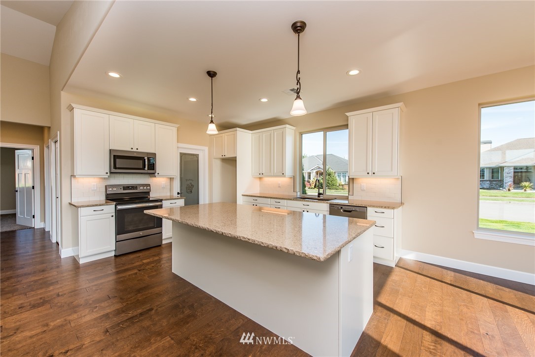 111 Royal Loop Sequim, WA 98382 - Photo 14 of 25 Gallery Image 14