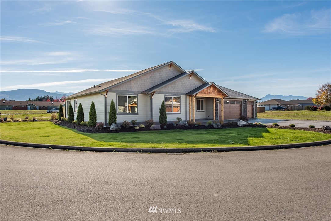 111 Royal Loop Sequim, WA 98382 - Photo 3 of 25 Gallery Image 3