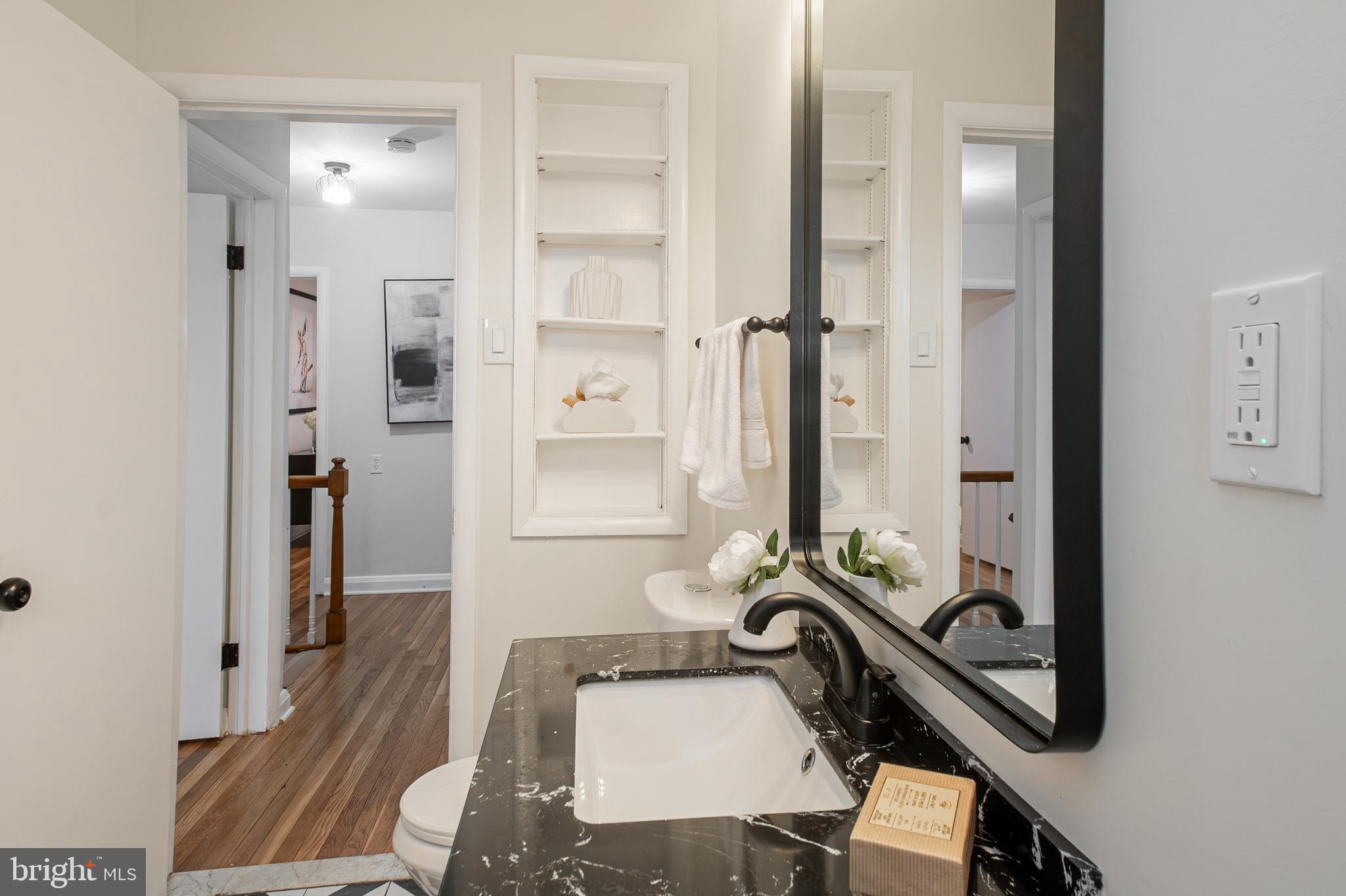 6138 Dunroming Road Baltimore, MD 21239 - Photo 22 of 25 Upstairs Bathroom- Full
