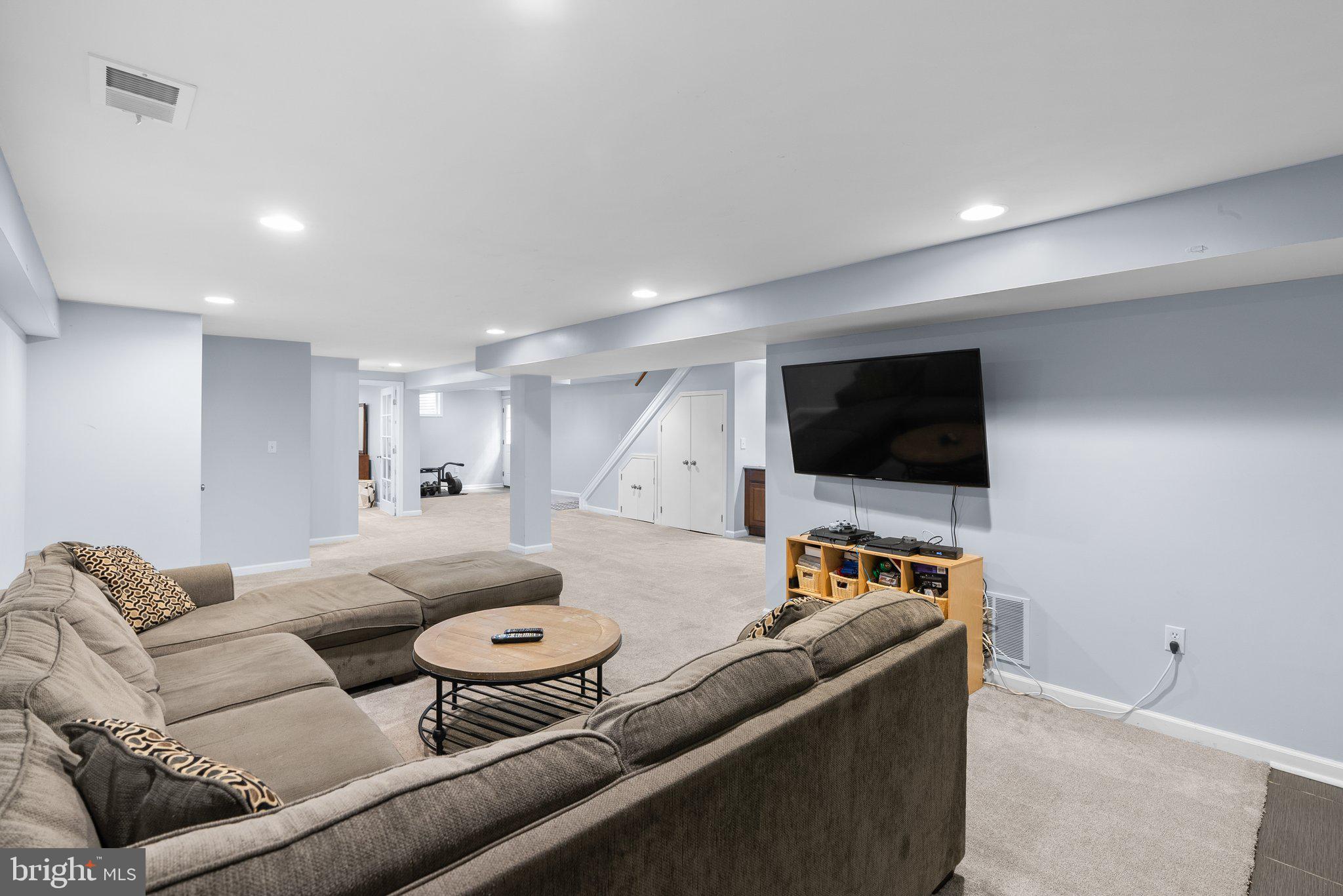 26811 Clarksburg Road Damascus, MD 20872 - Photo 31 of 46 Rec room