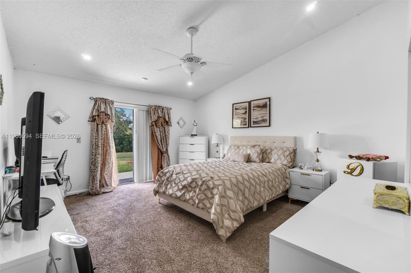 2590 Southeast 7th Place Homestead, FL 33033 - Photo 20 of 54