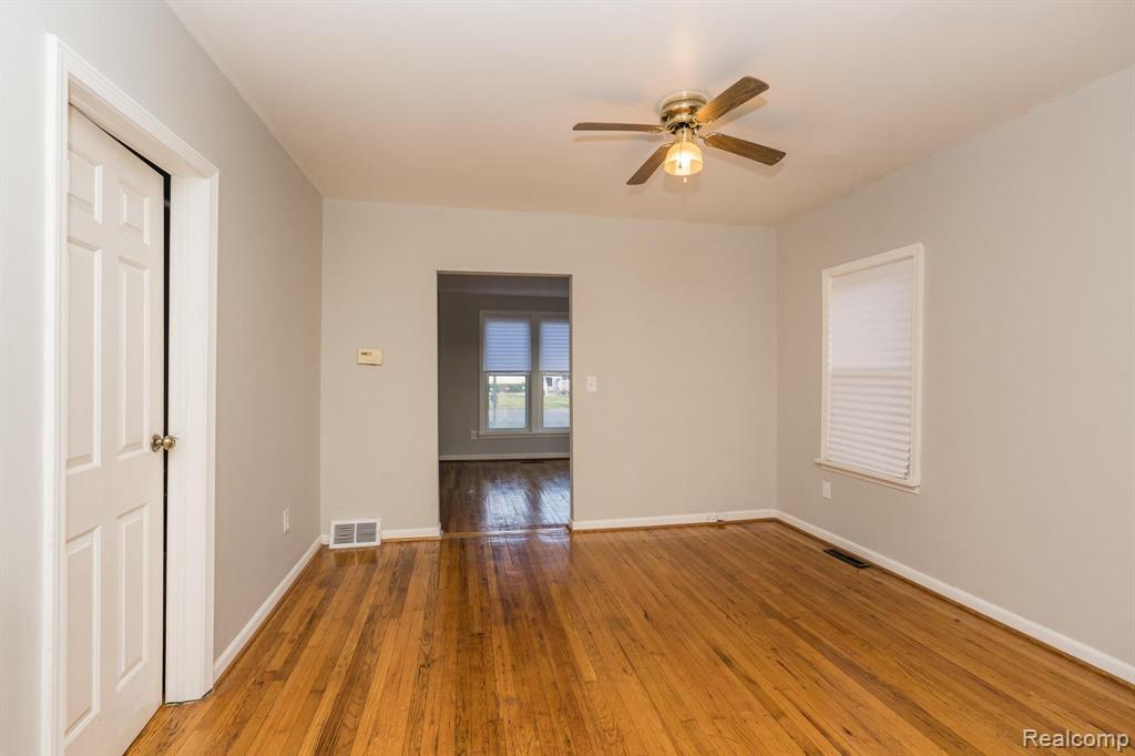 2450 Gerald Avenue Rochester Hills, MI 48307 - Photo 16 of 24