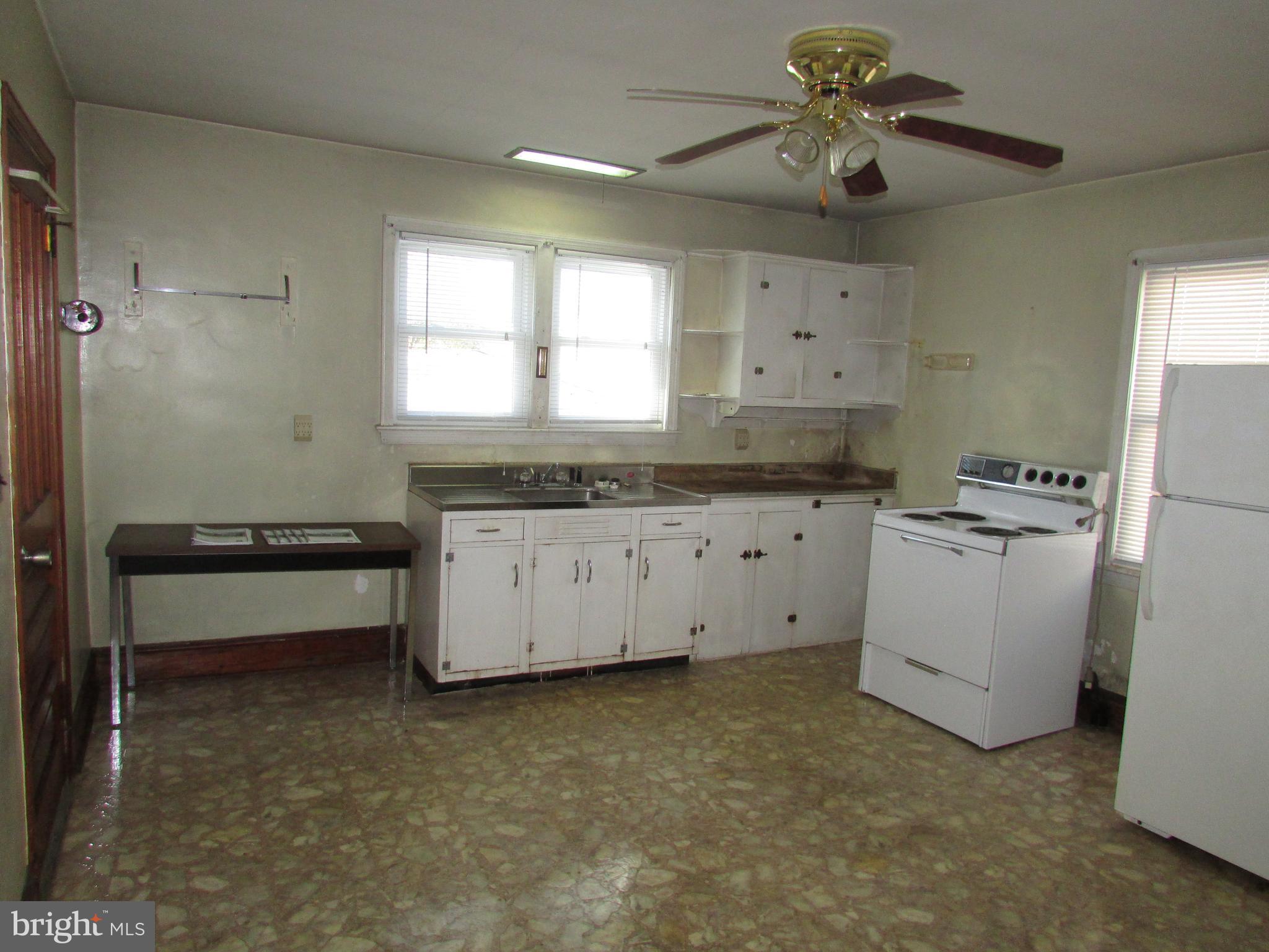 304 South George Street Ranson, WV 25438 - Photo 12 of 38 Gallery Image 12